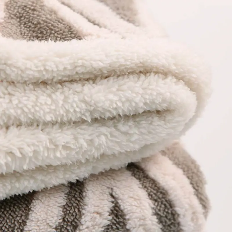 Jacquard Warm Microplush Blanket
