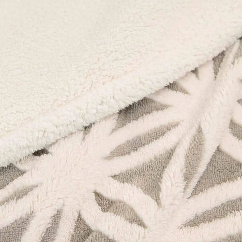 Jacquard Warm Microplush Blanket